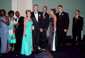 2004-prom-20.jpg (79118 bytes)