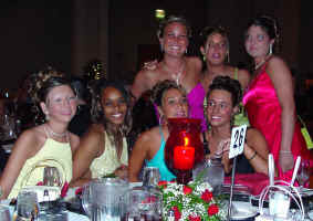 2004-prom-28.jpg (71076 bytes)