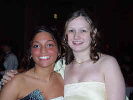 2004-prom-35.jpg (55004 bytes)