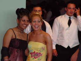 2004-prom-43.jpg (57243 bytes)