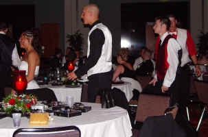 2004-prom-61.jpg (66407 bytes)