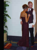 2004-prom-67.jpg (42618 bytes)