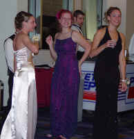 2004-prom-69.jpg (56331 bytes)